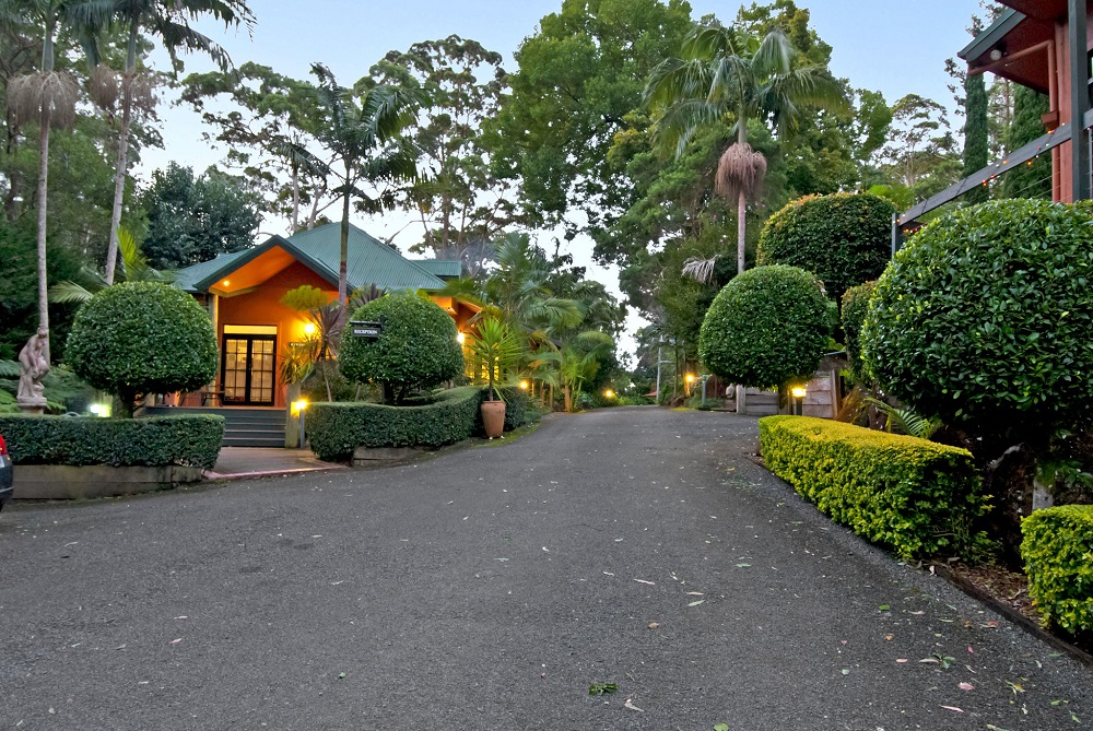 mt tamborine couples retreat