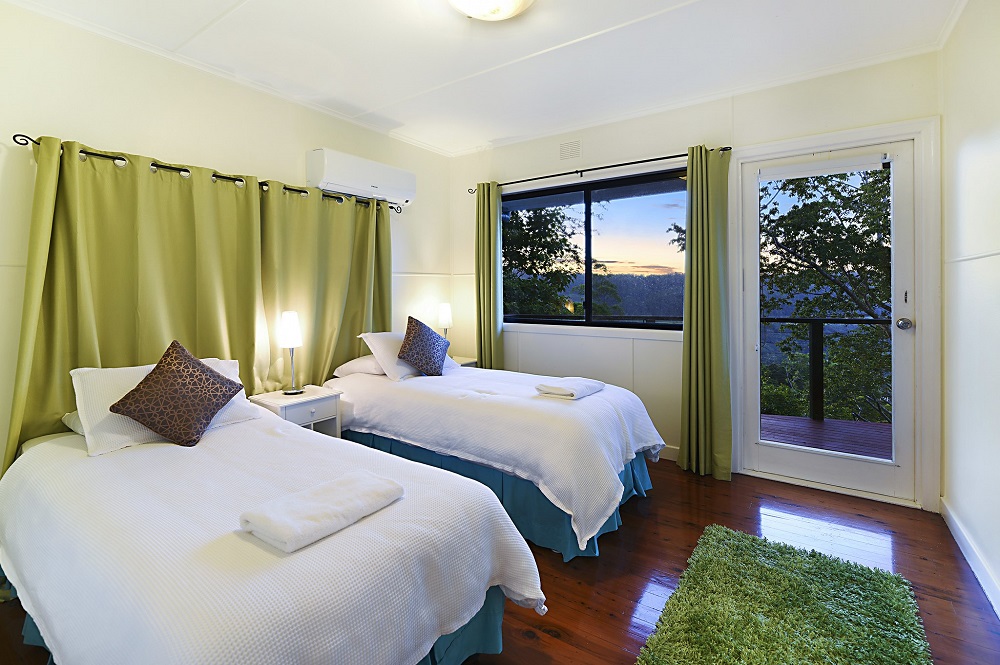 mount tamborine accommodation