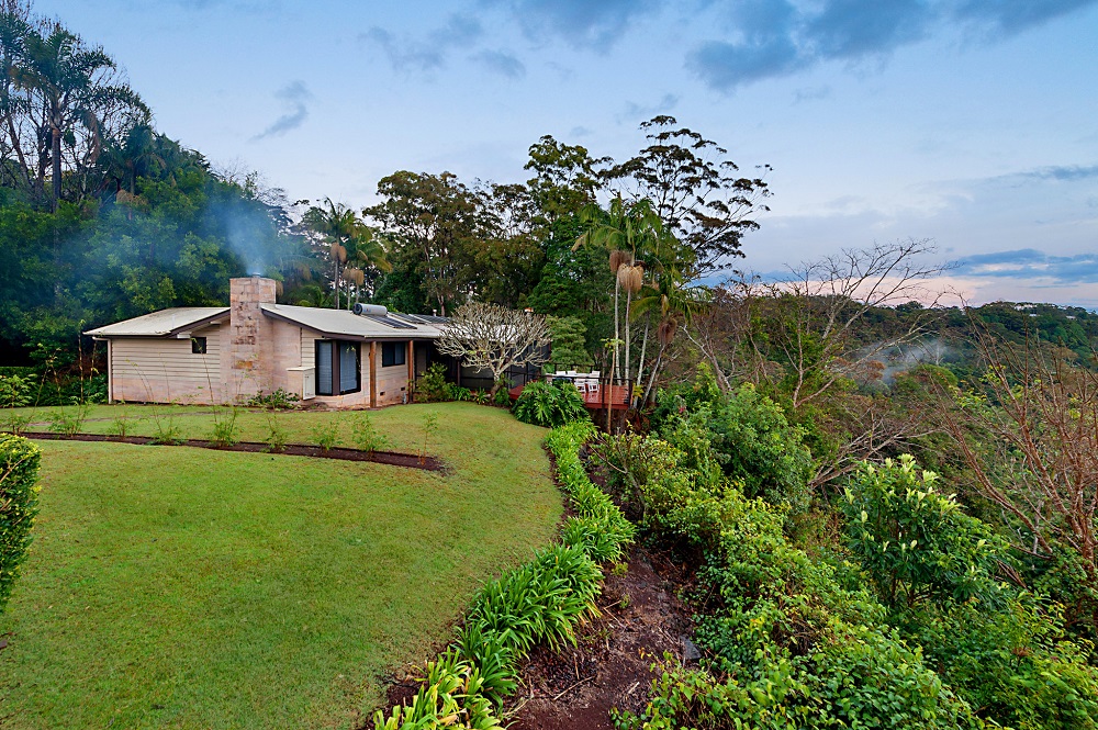 fine-dining-15 mt tamborine holiday house