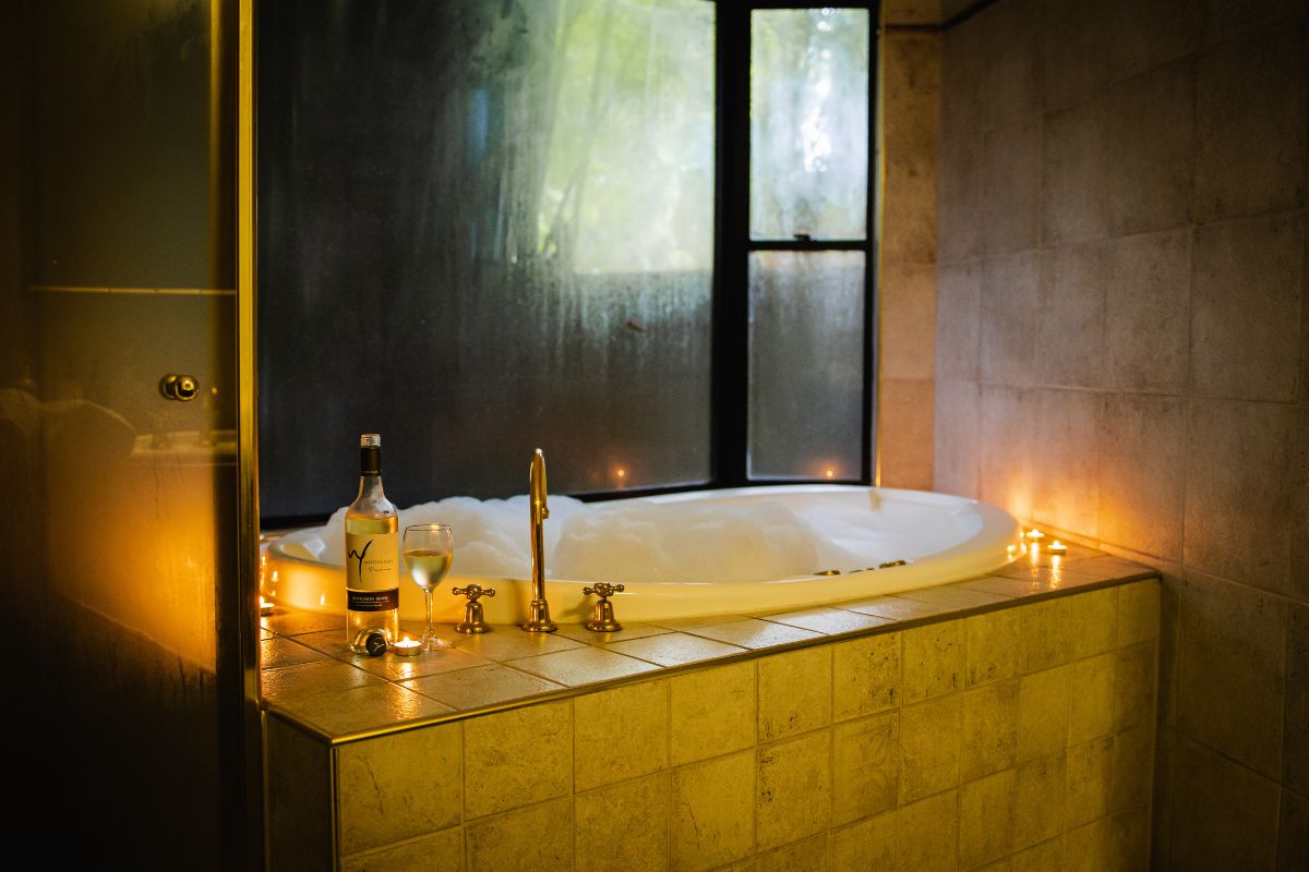 Mt Tamborine Romantic Accommodation for Couples 2026 (16)
